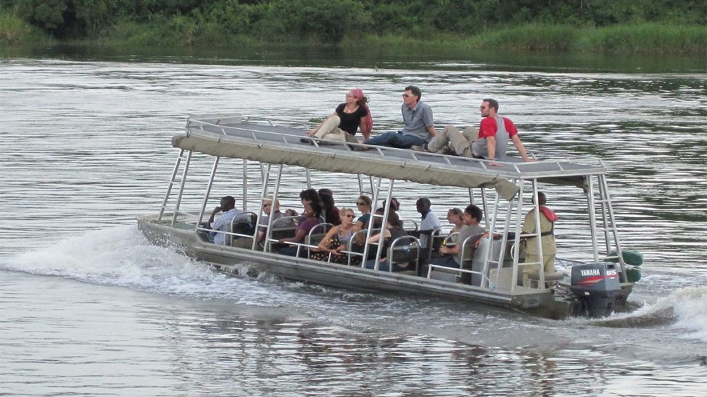 Boat cruise in akagera national park